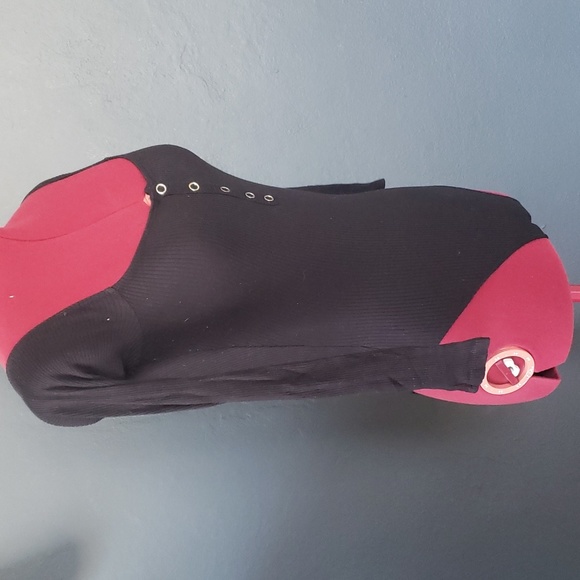 Black Longsleeve Bodysuit - Picture 2 of 7